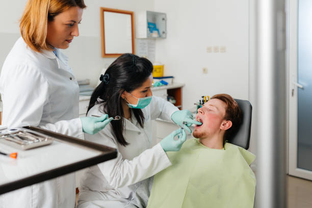 Best Emergency Gum Treatment in Lanark, IL
